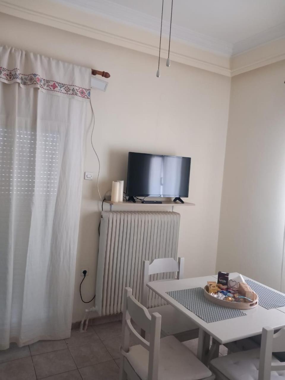 Central Apartments Eretria Exterior foto